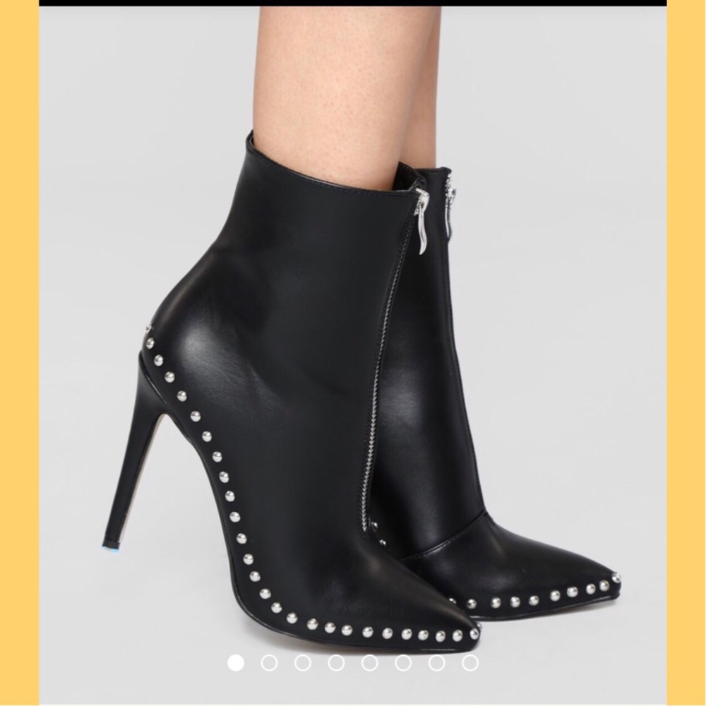 Black Ankle Bootie w/Front Zip & Silver Studs